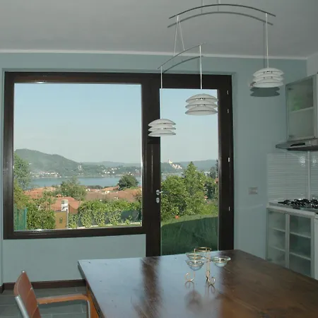 La Casa Blu - Maggiore Holiday home *